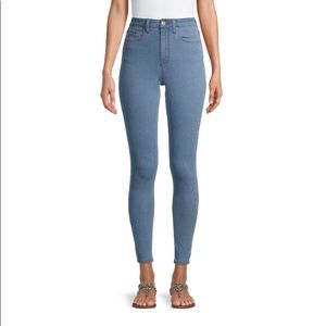 High-Rise Skinny Jeans